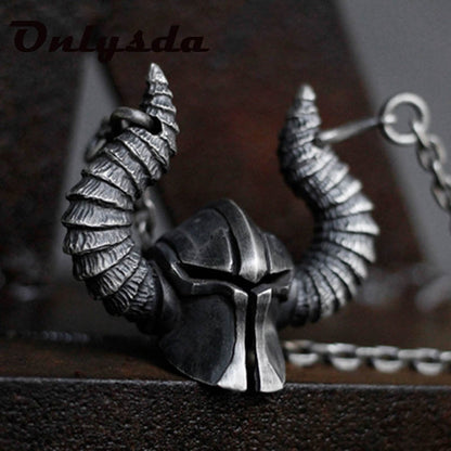 Collar colgante casco de marte joyeria vikinga - ShoppBolivia